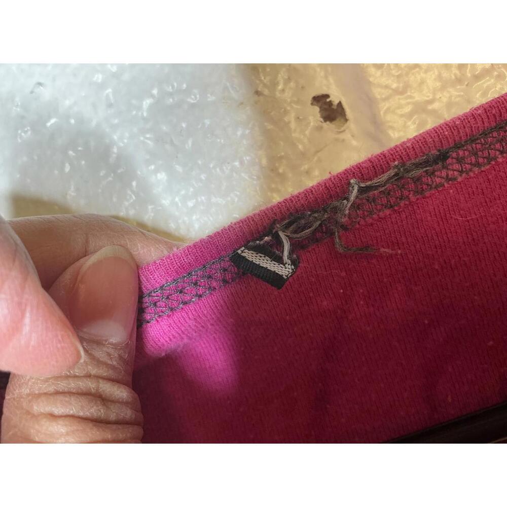 < Y2K Fuchsia Tie Dye 3/4 Sleeve Top With Silver Detail > - Picture 2 of 4
